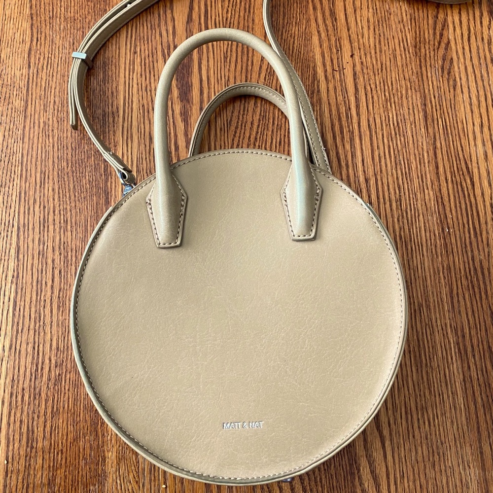 Matt and Nat Circle Bag